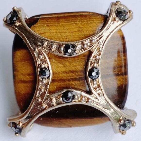 Vintage Monet Mid Century Tiger Eye Clip Earrings, Gemstone, 1960s Jewelry - Picture 4 of 11